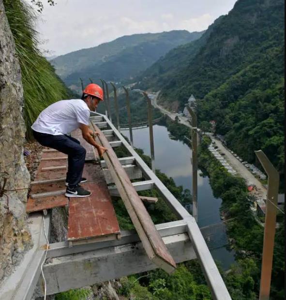 景区玻璃栈道检测内容与标准